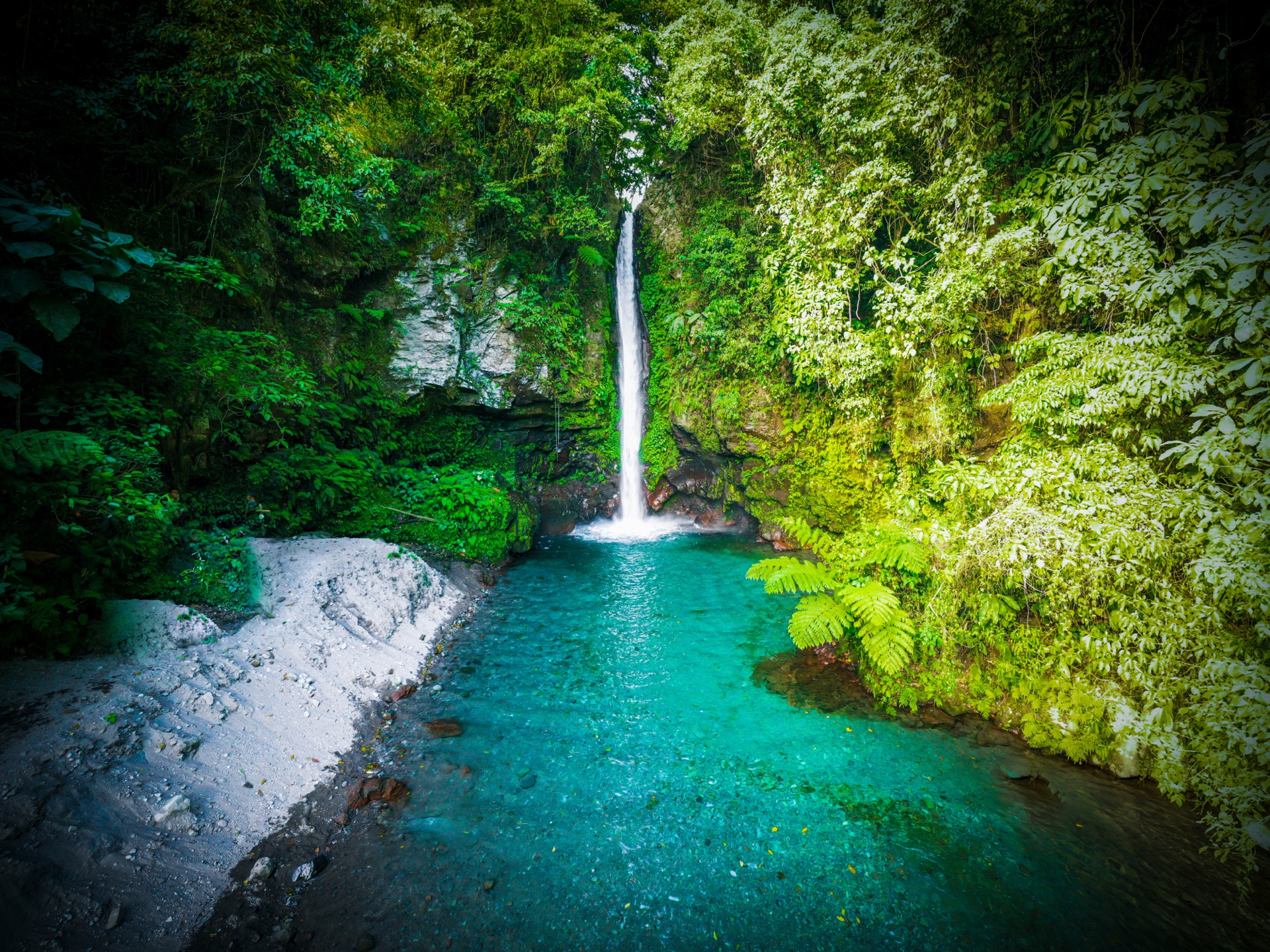 Tuasan Falls